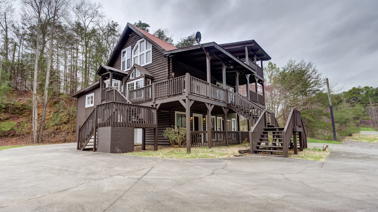 Photo of Outdoor in Oakman