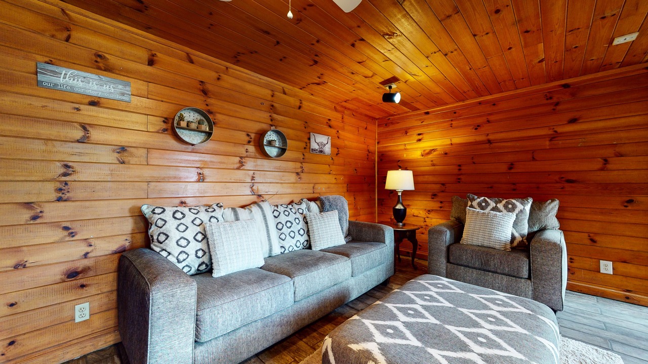 Photo of Livingroom in Oakman