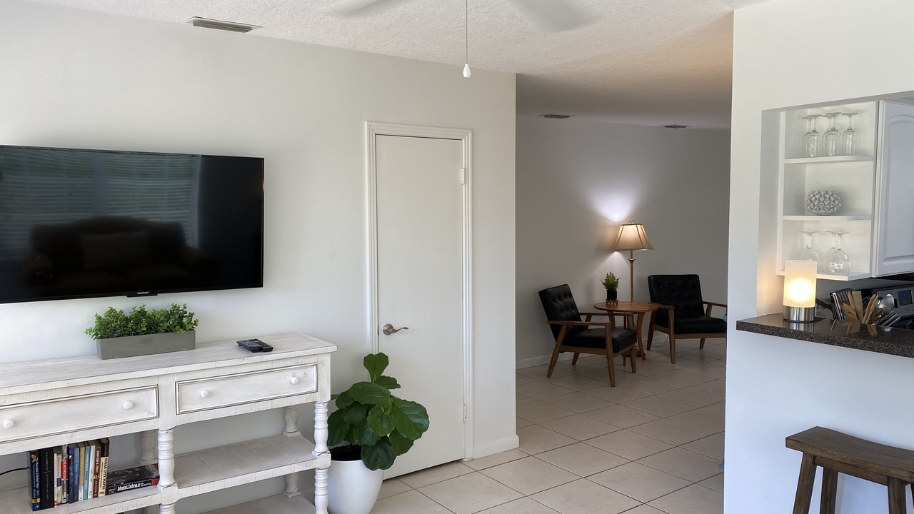 Photo of Livingroom in Davis Islands