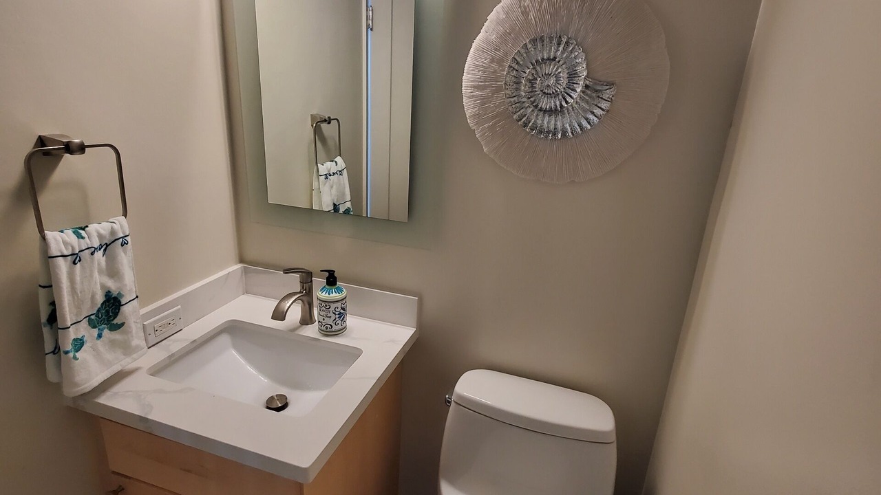 Photo of Bathroom in Downtown Monterey