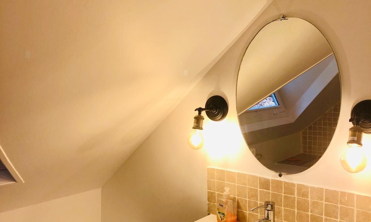 Photo of Bathroom in Noisy-sur-Ecole