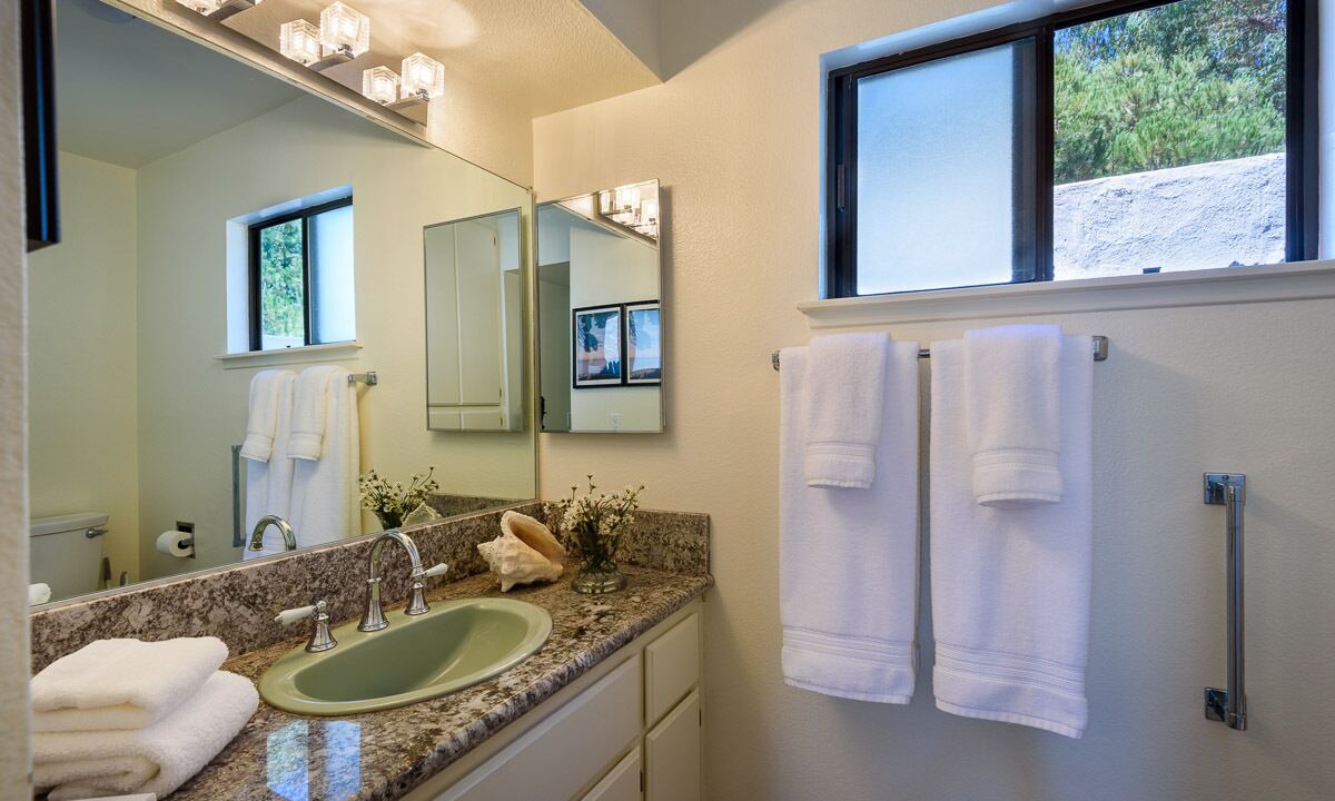 Photo of Bathroom in Campanil