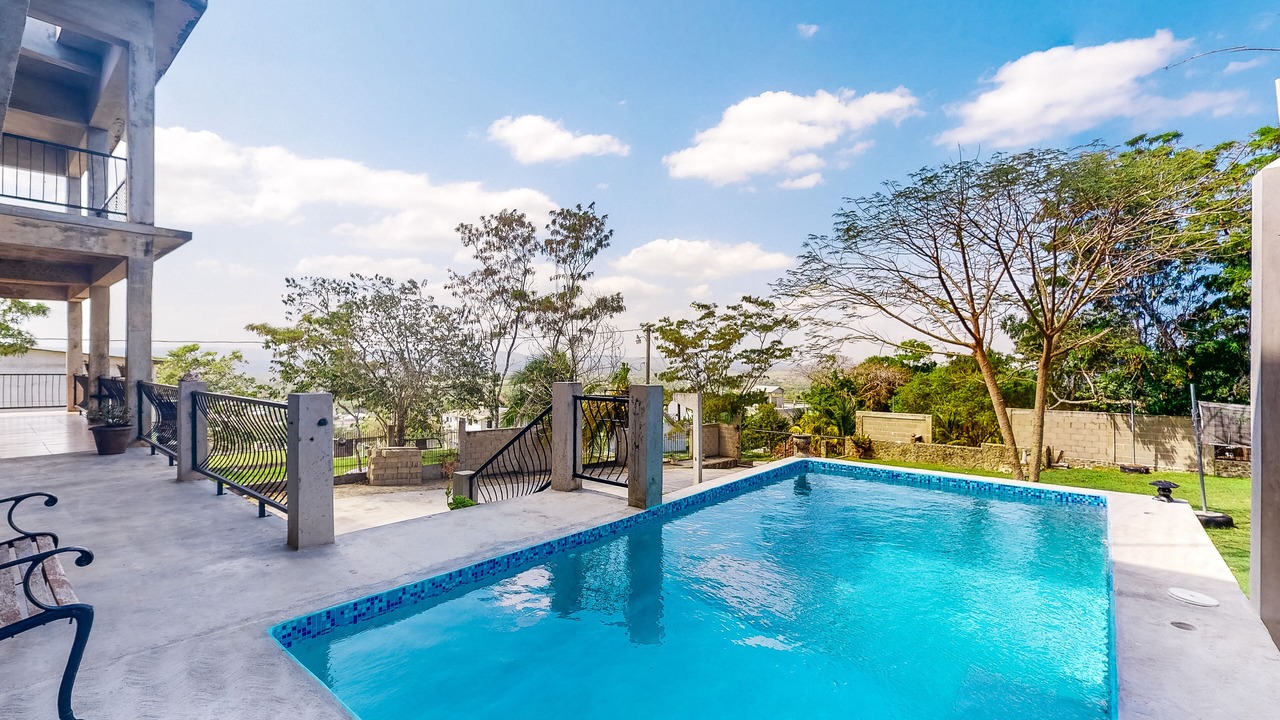 Photo of Outdoor in Santa Elena