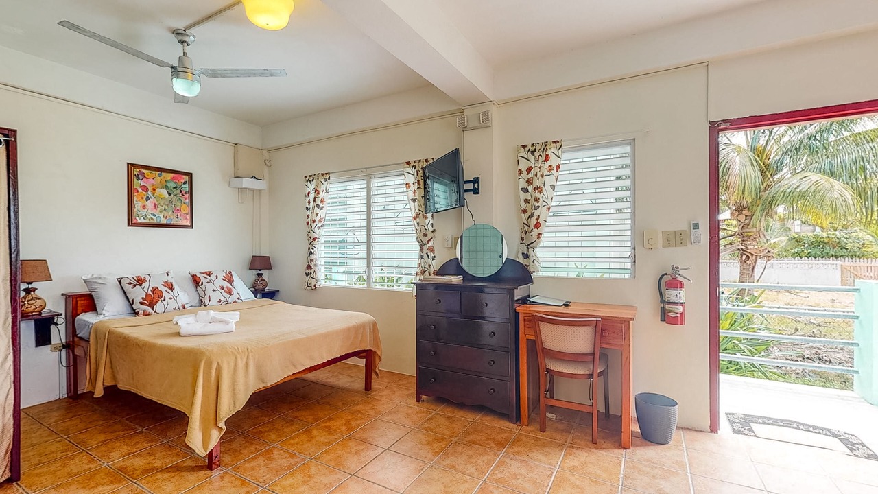 Photo of Bedroom in Caye Caulker