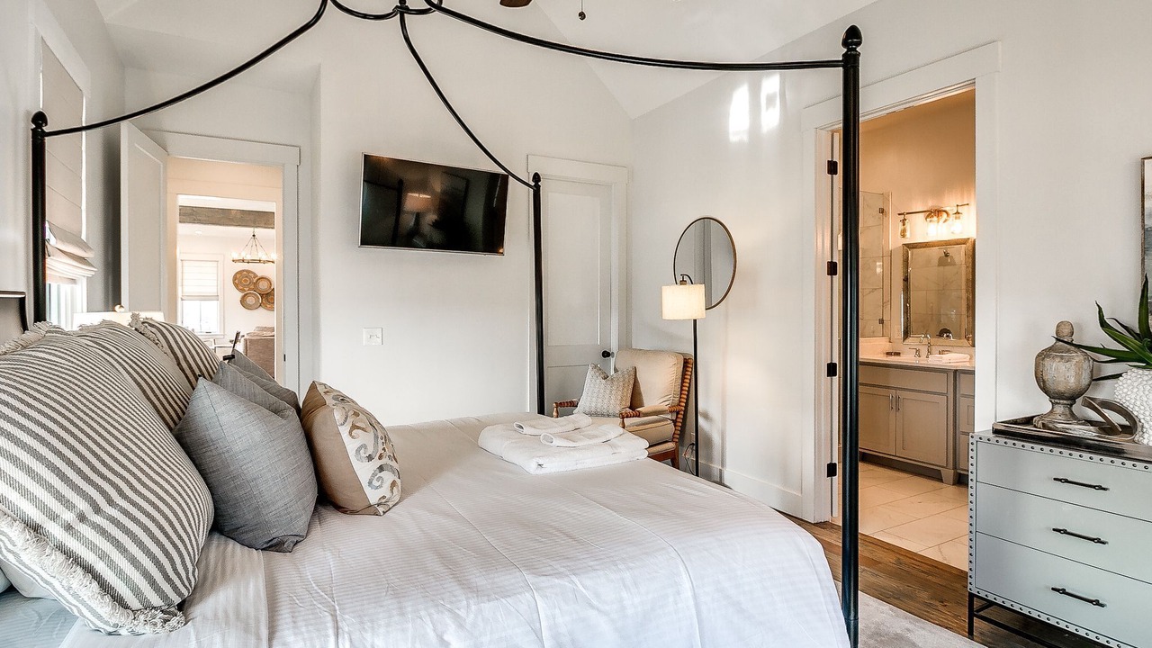 Photo of Bedroom in Eufaula