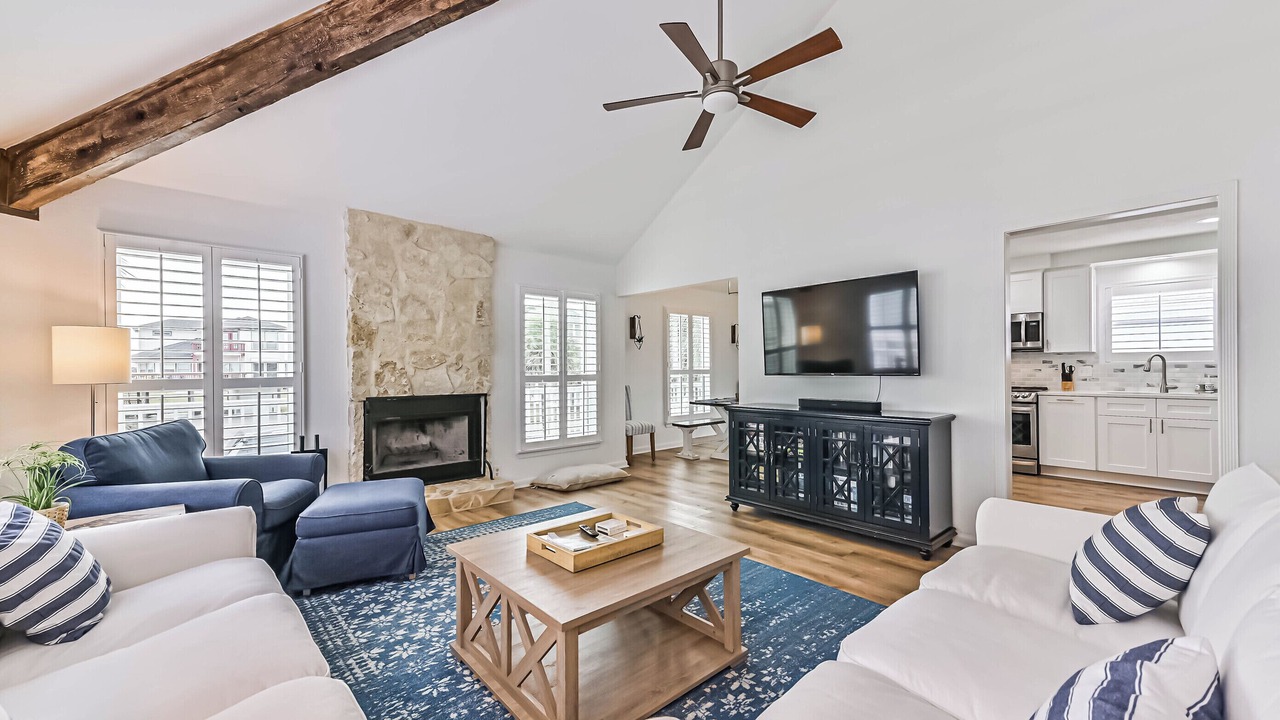 Photo of Livingroom in Pirates Beach