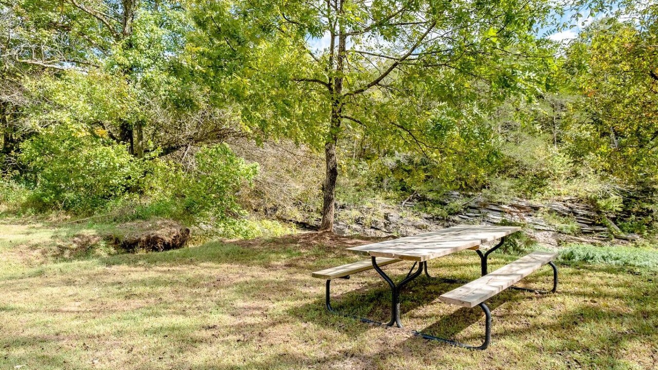 Photo of Outdoor in Newnata