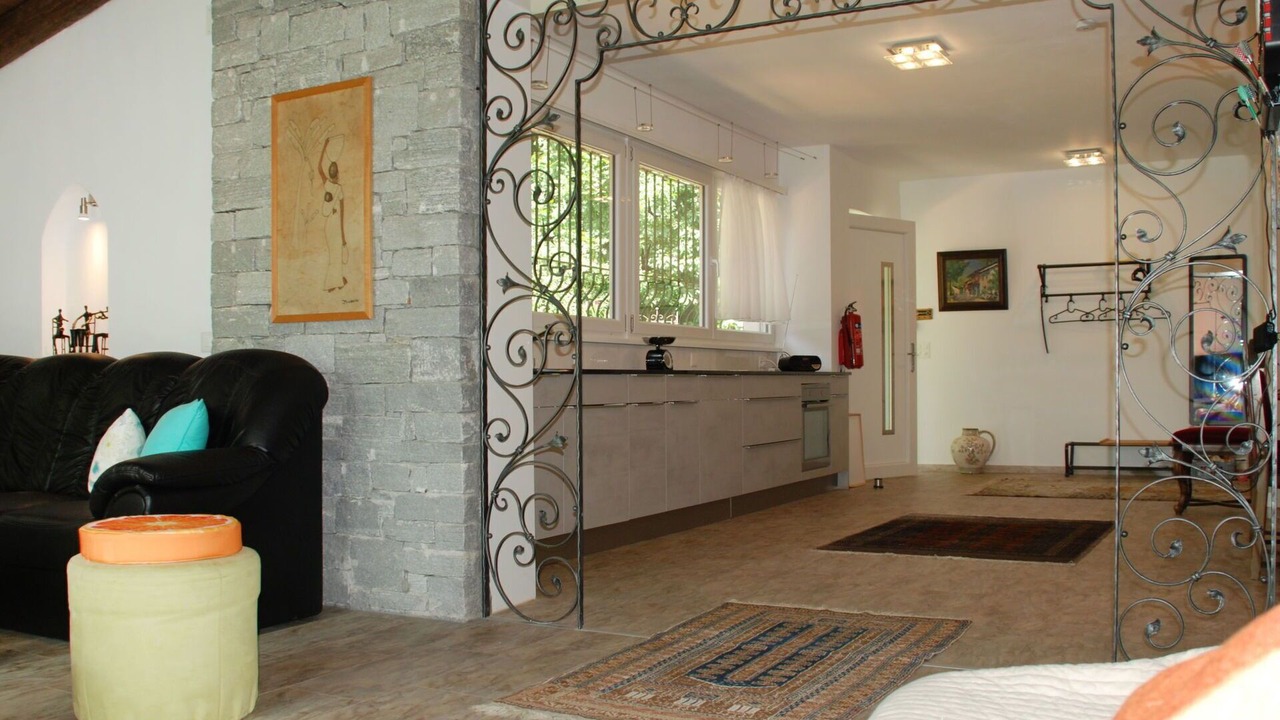 Photo of Bedroom in Negrentino
