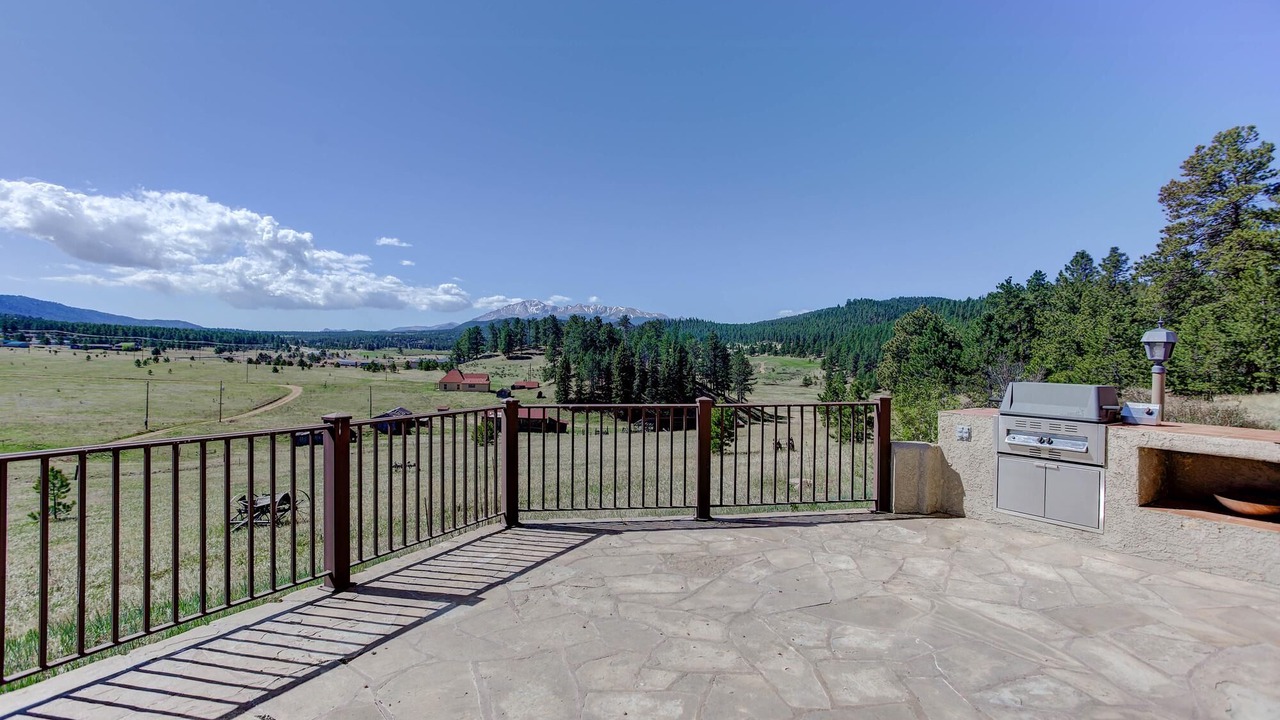 Photo of Patio Balcony in Woodland Park