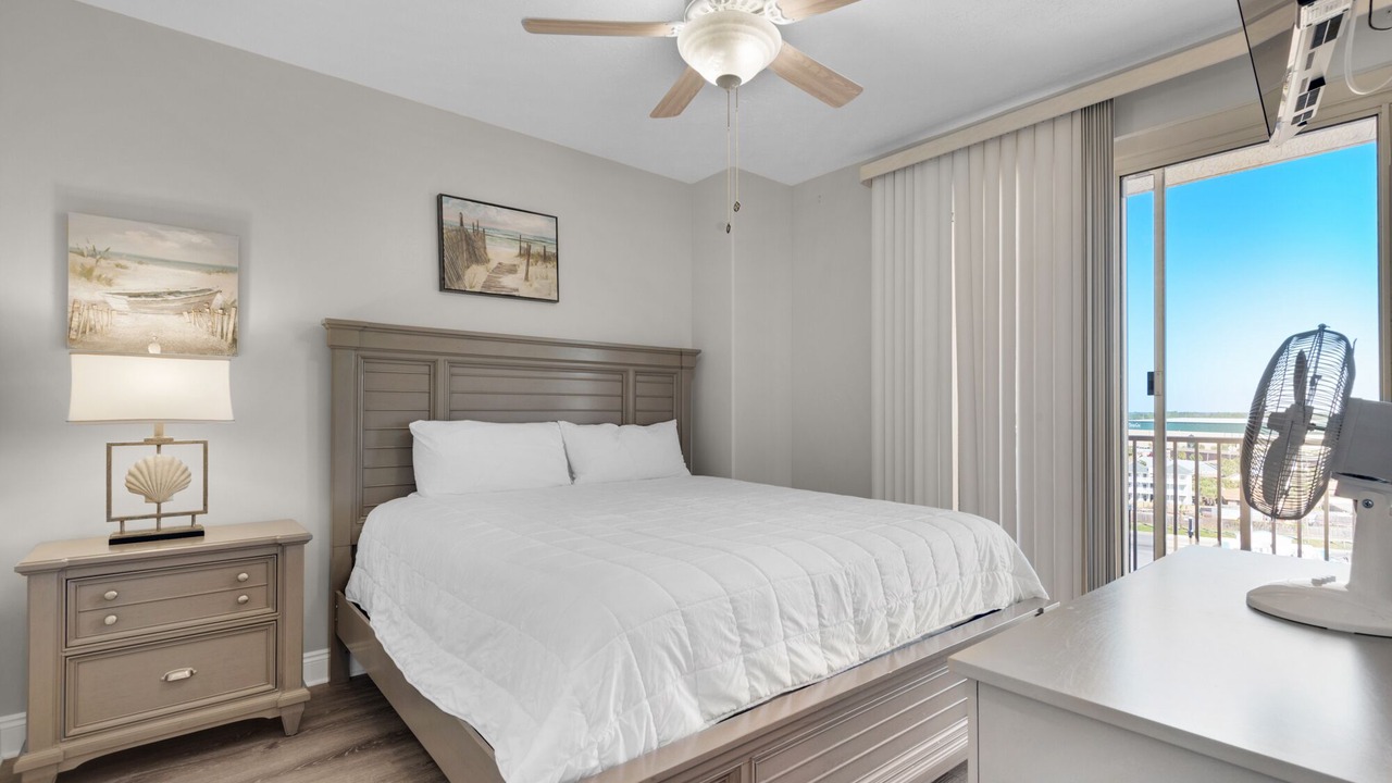 Photo of Bedroom in Lower Grand Lagoon