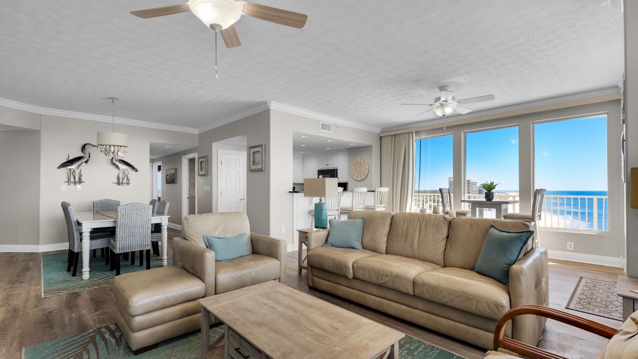 Photo of Livingroom in Lower Grand Lagoon