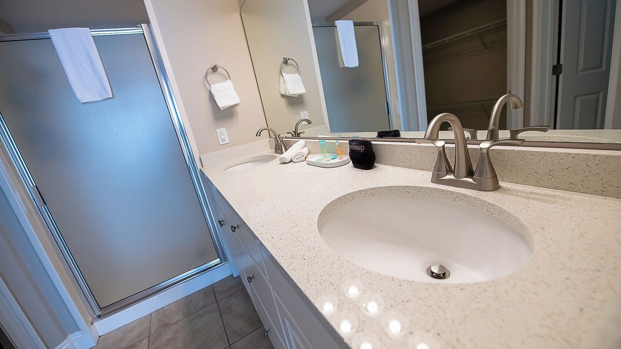 Photo of Bathroom in Lower Grand Lagoon
