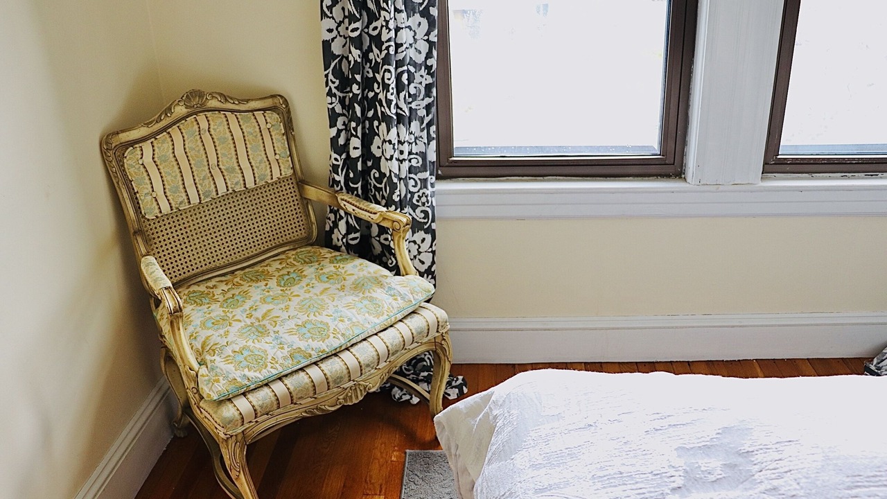 Photo of Bedroom in Oak Square