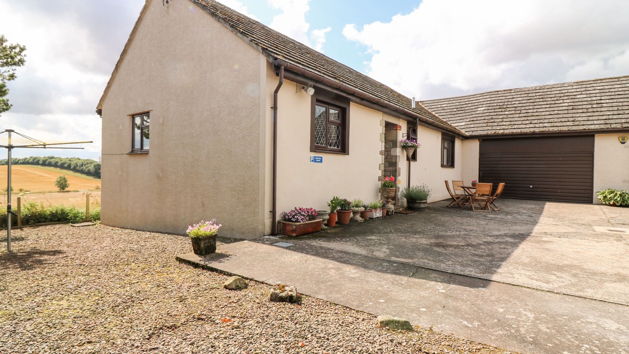 Photo of Outdoor in Duns