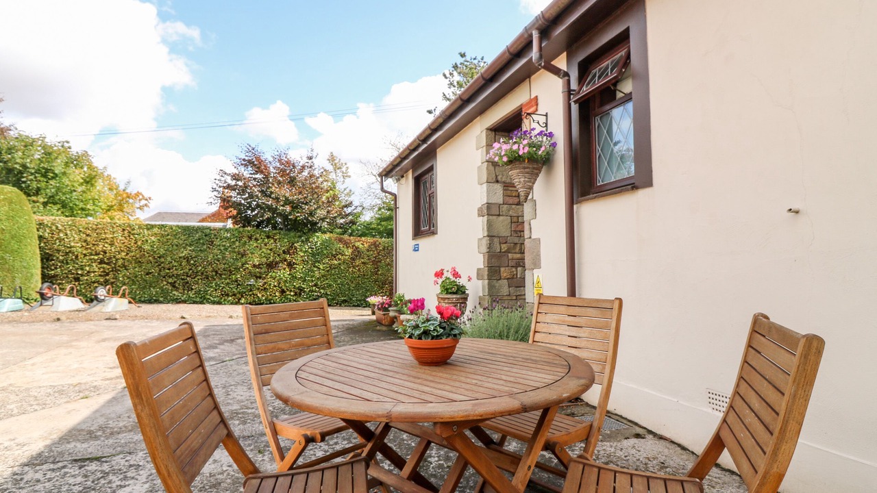 Photo of Outdoor in Duns