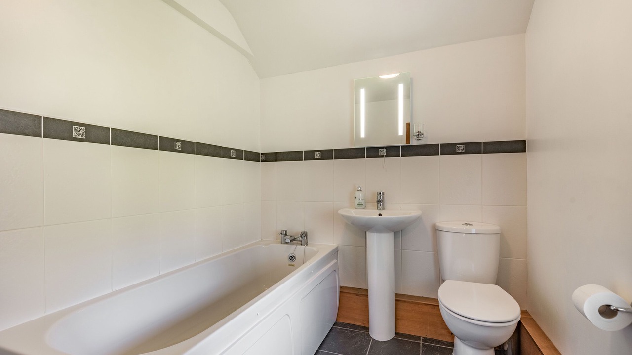Photo of Bathroom in Snowdonia National Park Area