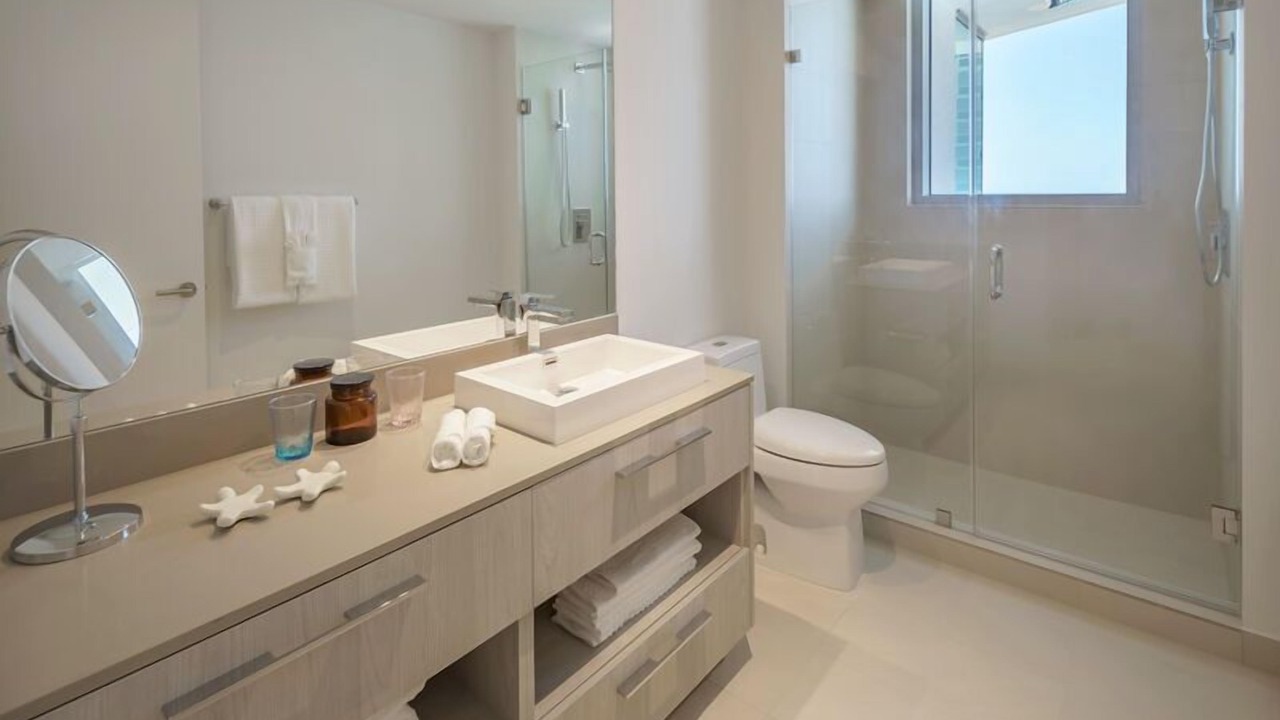 Photo of Bathroom in Hallandale Beach