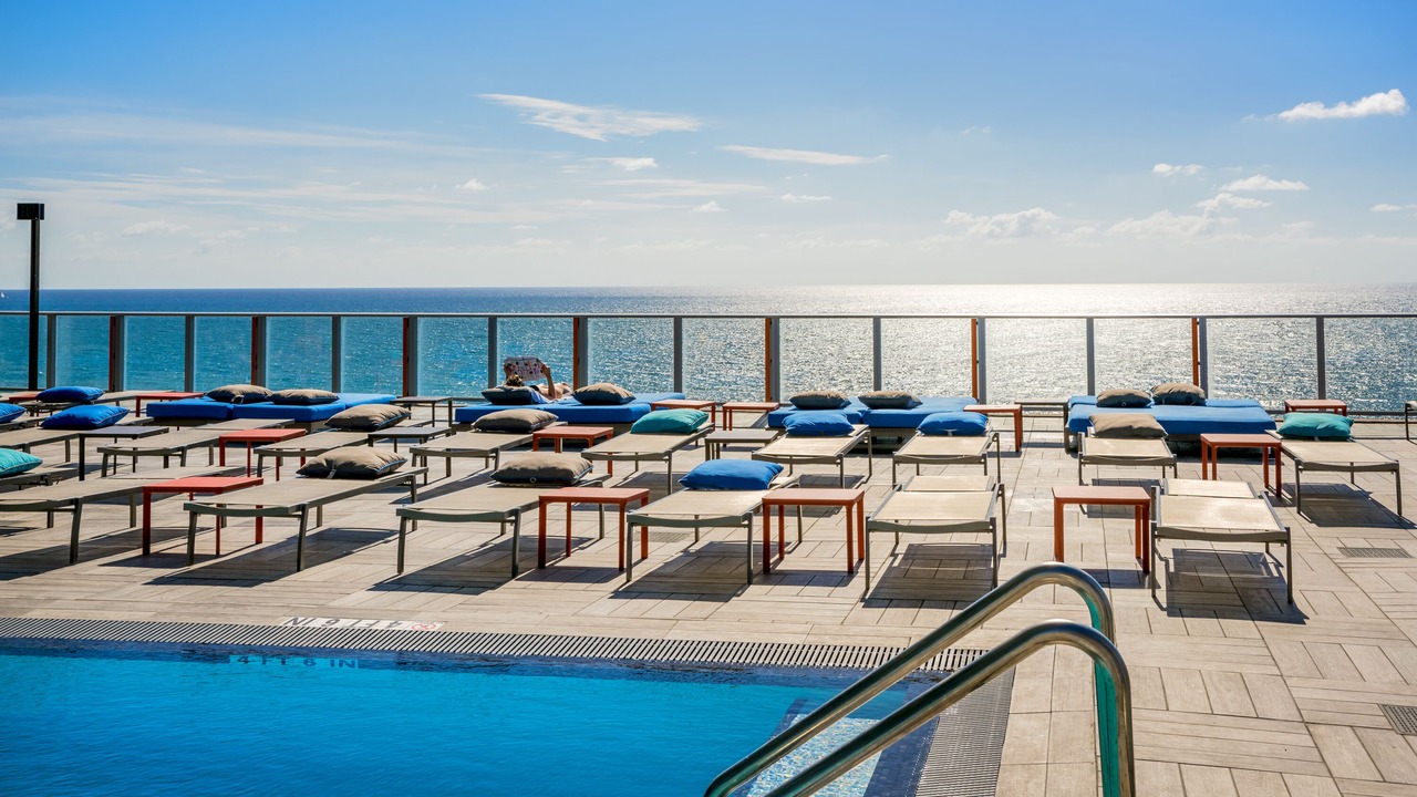 Photo of Outdoor in Hallandale Beach