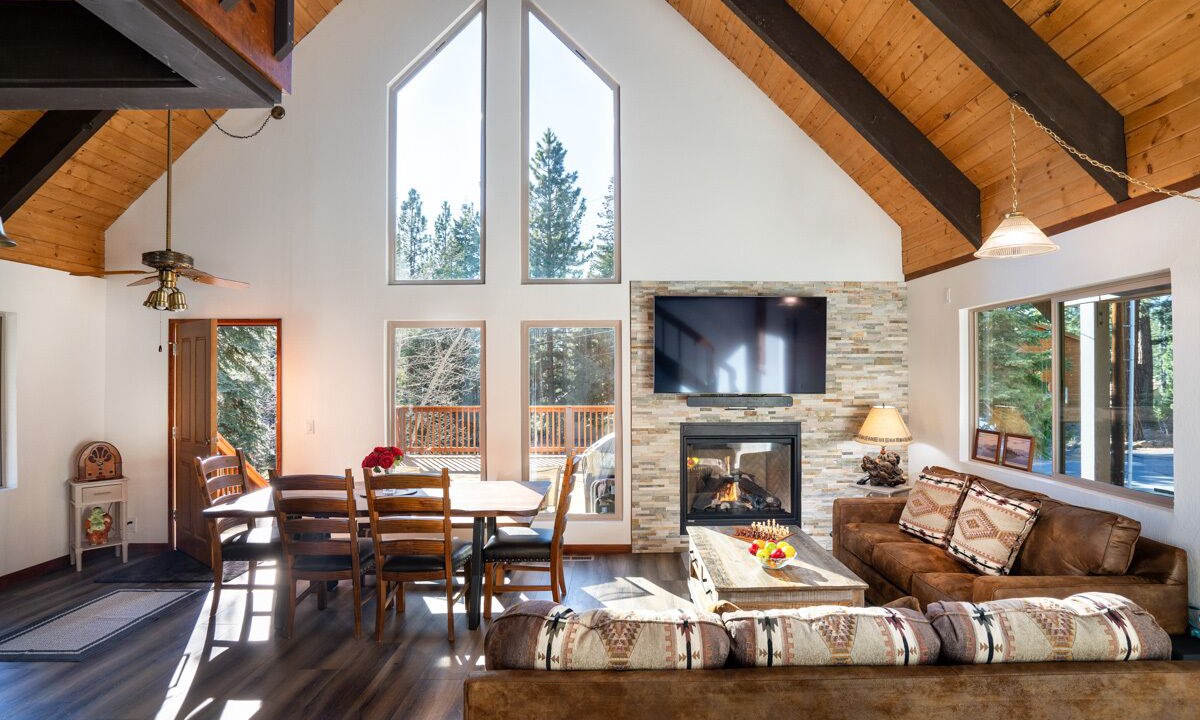 Photo of Livingroom in Kings Beach