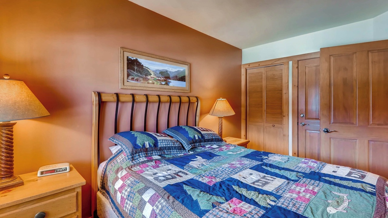 Photo of Bedroom in River Run