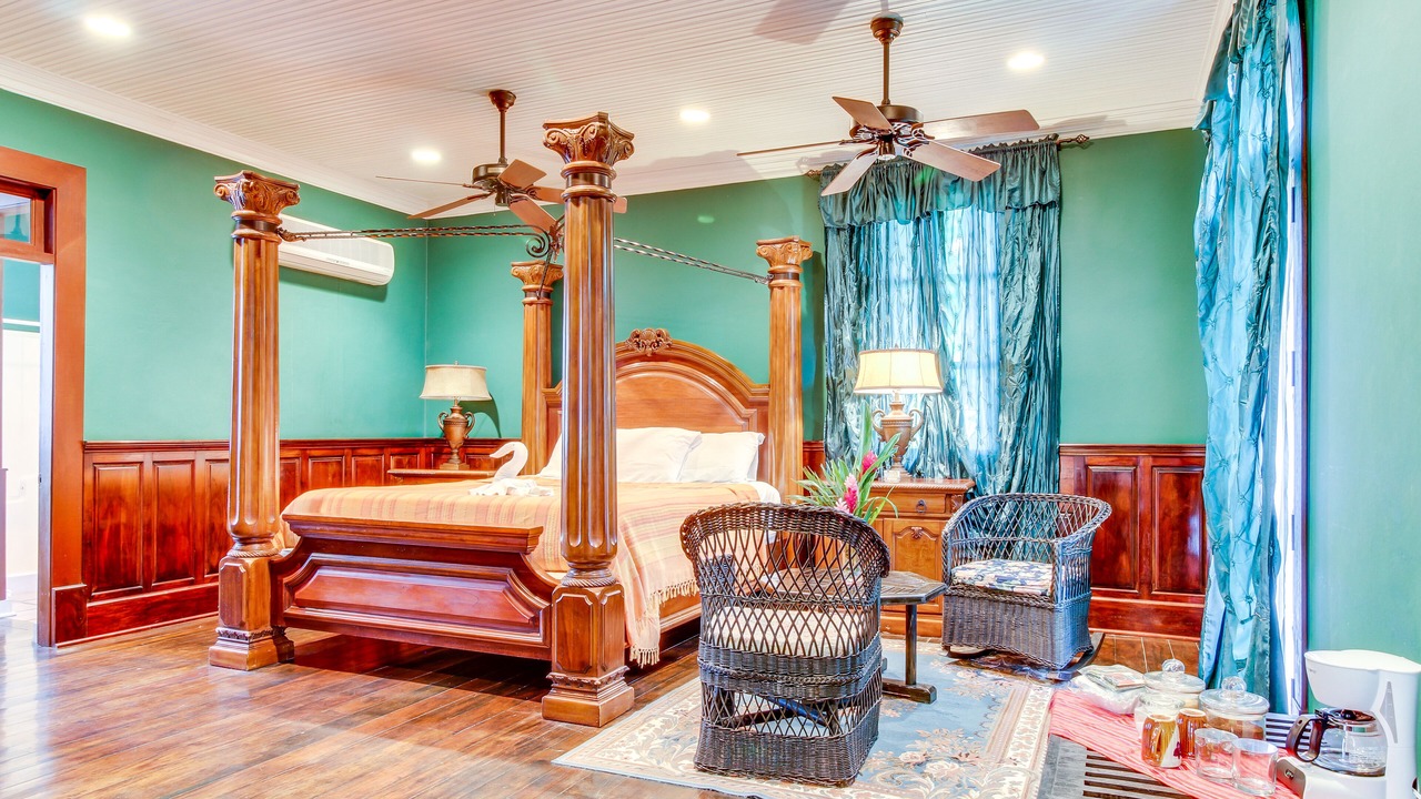 Photo of Bedroom in Bullet Tree Falls