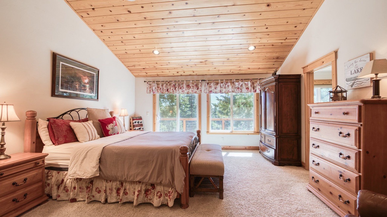 Photo of Bedroom in Tahoe Vista