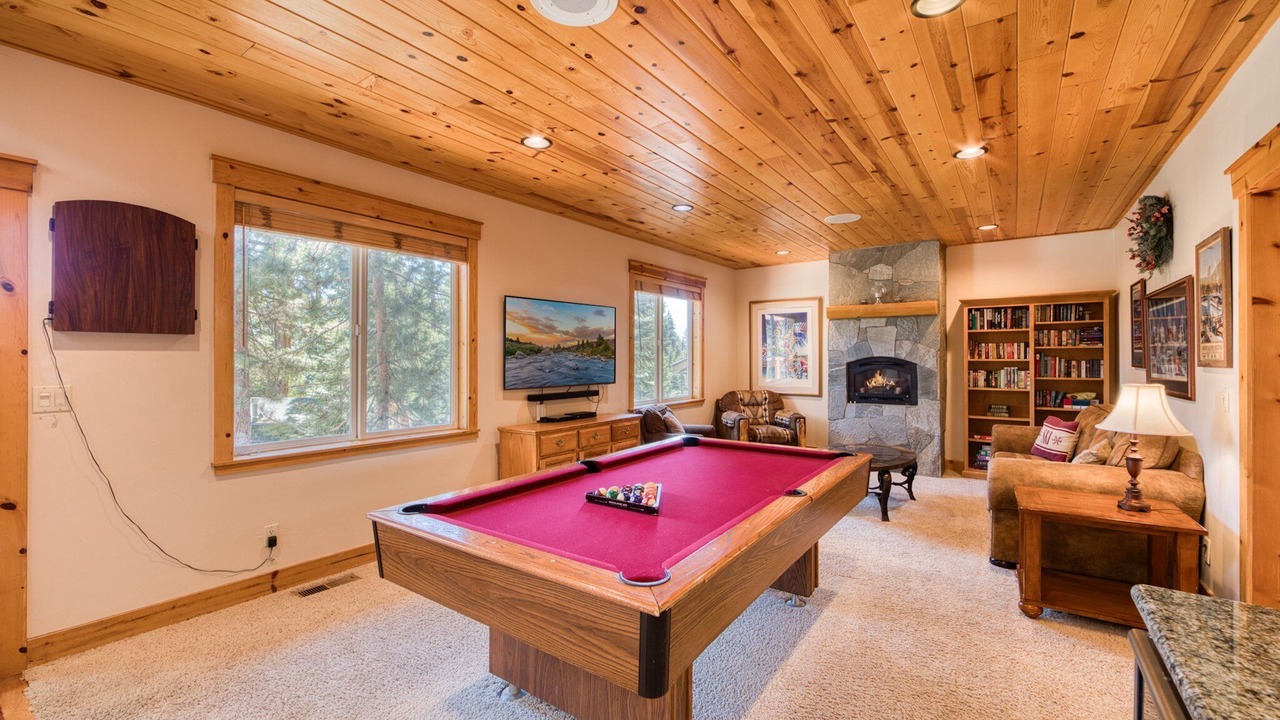 Photo of Bedroom in Tahoe Vista