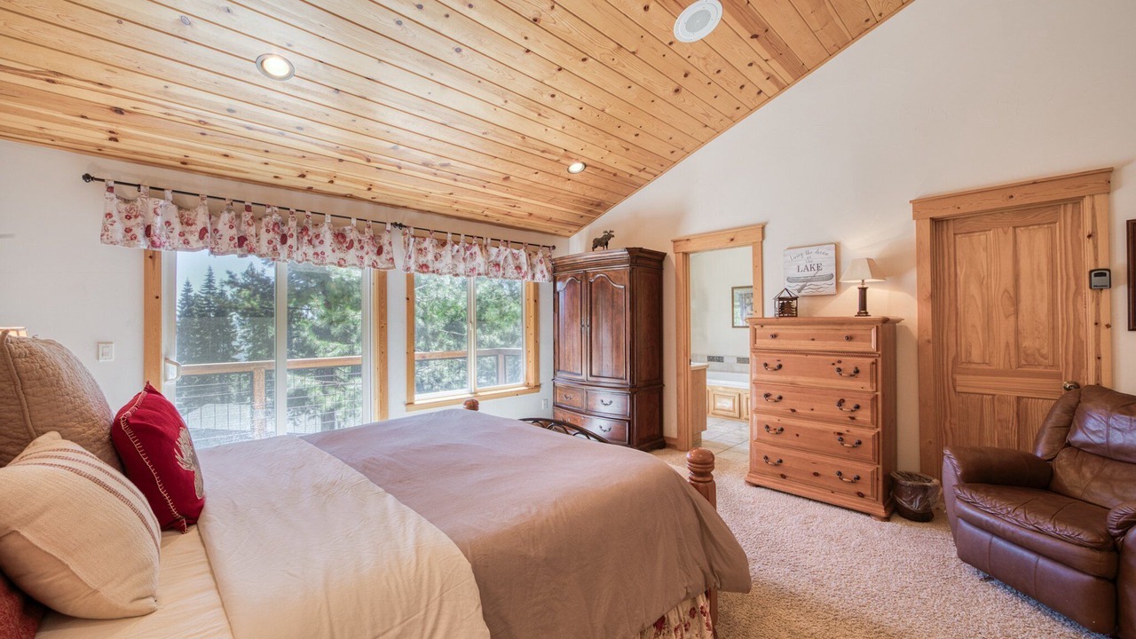 Photo of Bedroom in Tahoe Vista