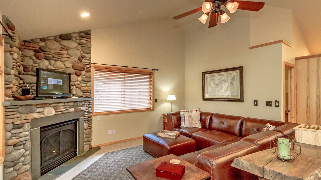Photo of Livingroom in Ronald