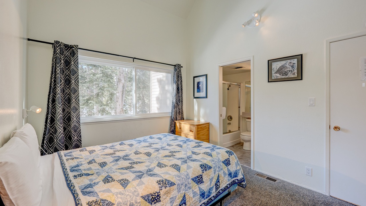 Photo of Bedroom in Carnelian Woods