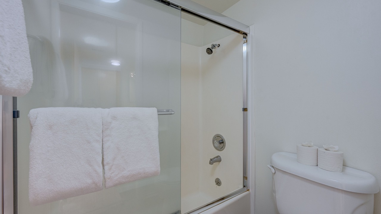 Photo of Bathroom in Carnelian Woods