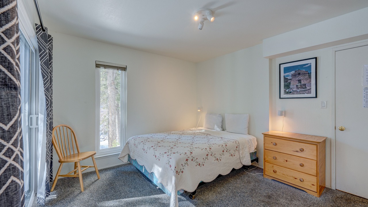 Photo of Bedroom in Carnelian Woods