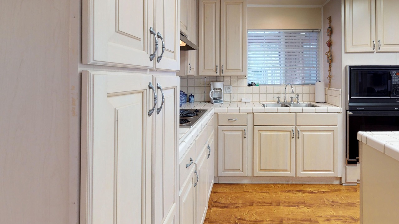 Photo of Kitchen in Shaver Lake