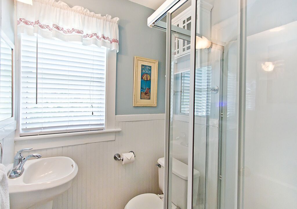 Photo of Bathroom in Tybee Island
