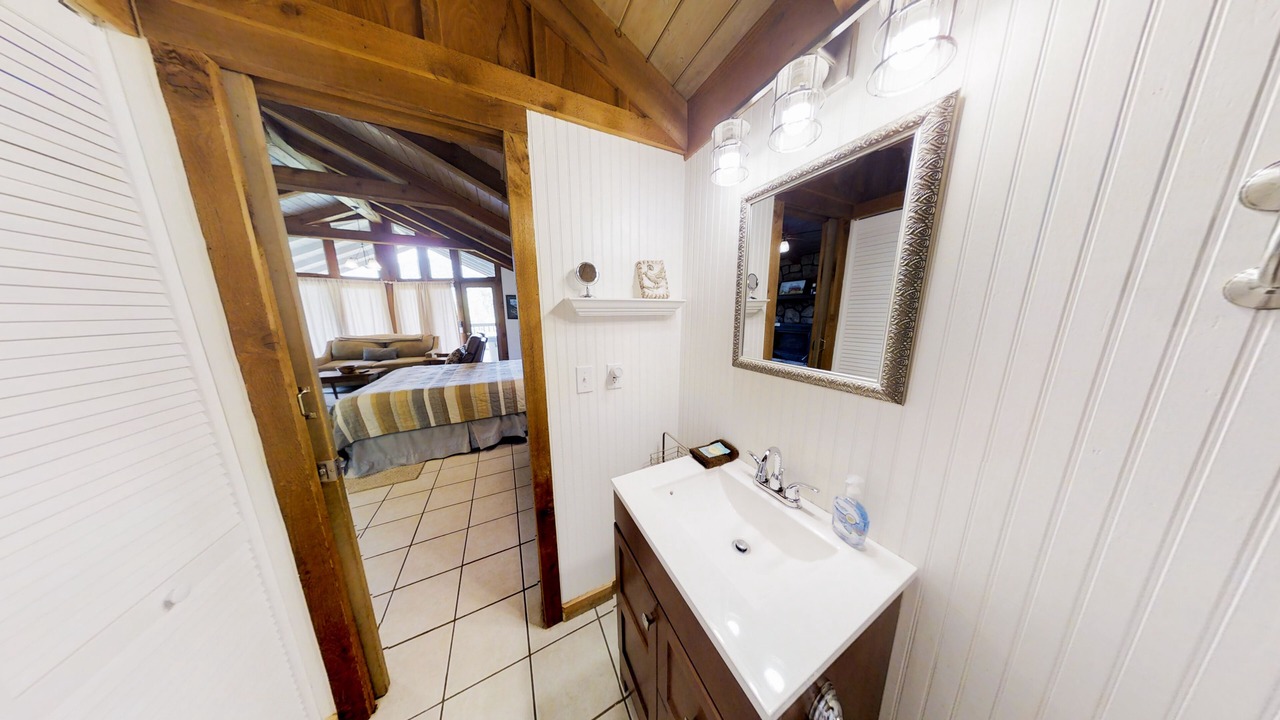 Photo of Bedroom in Townsend