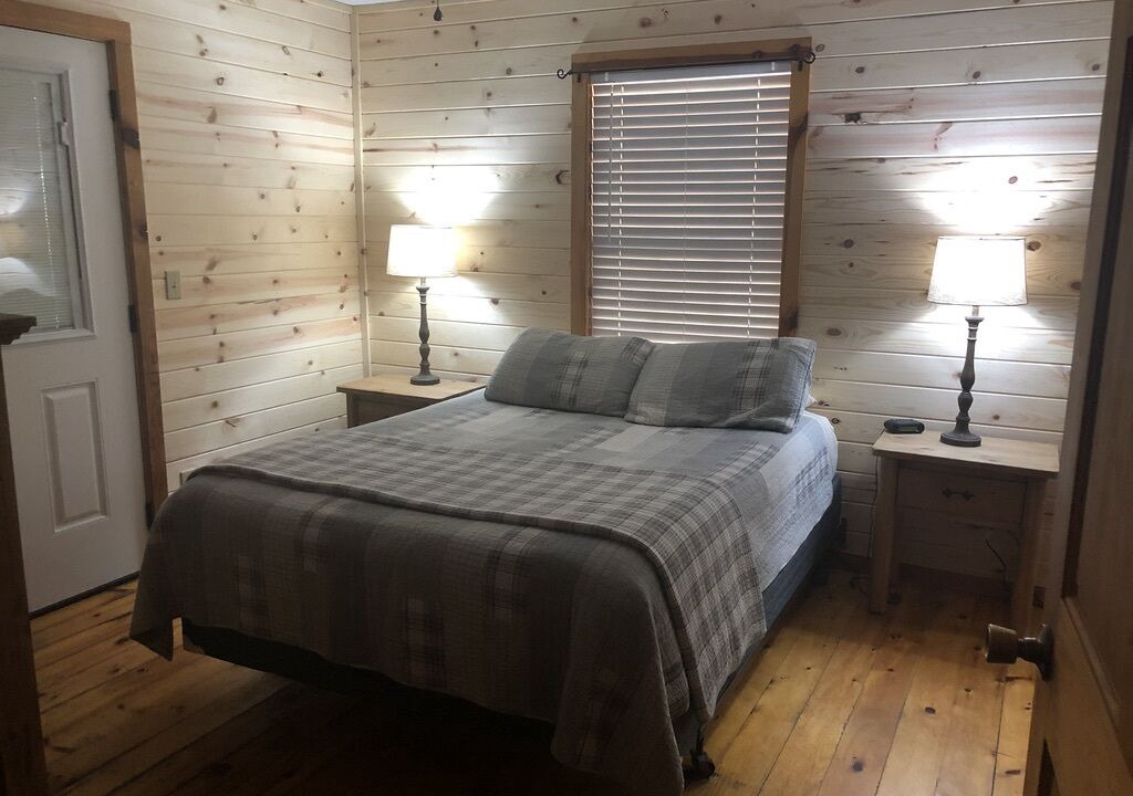 Photo of Bedroom in Broken Bow