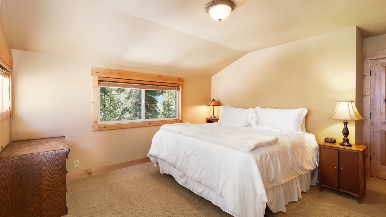 Photo of Bedroom in Carnelian Bay