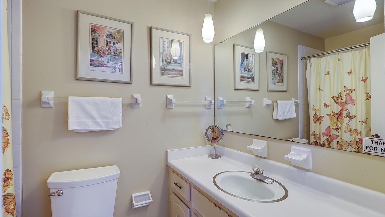 Photo of Bathroom in South Beach