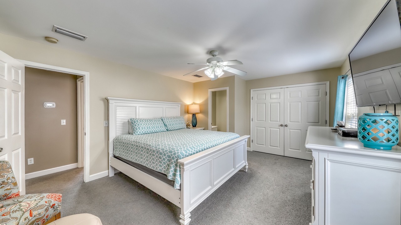 Photo of Bedroom in Saint Simons Island