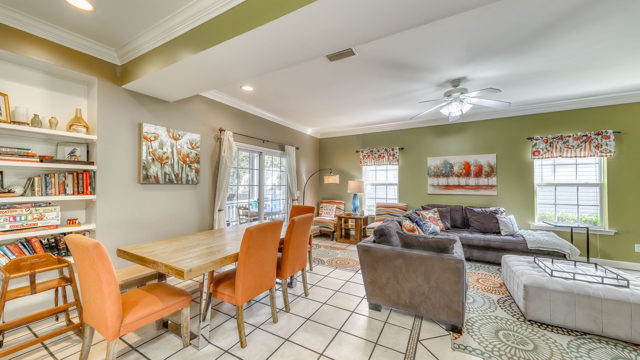 Photo of Livingroom in Saint Simons Island
