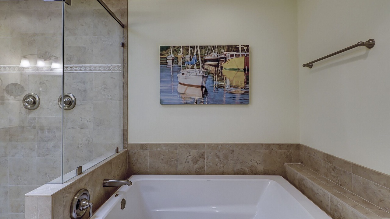 Photo of Bathroom in Heritage Woods