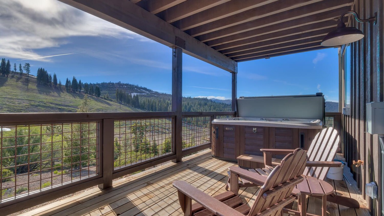 Photo of Patio Balcony in Truckee