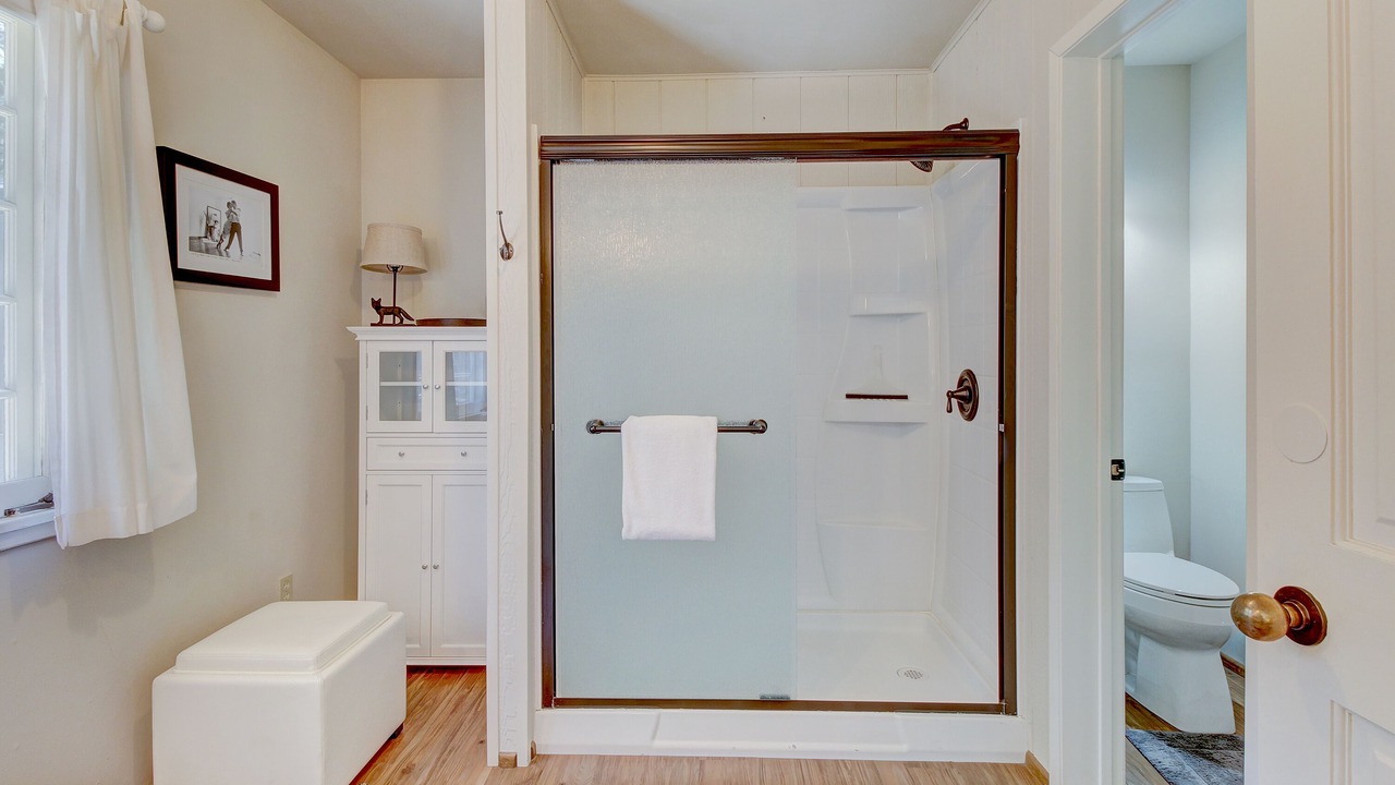 Photo of Bathroom in Idyllwild