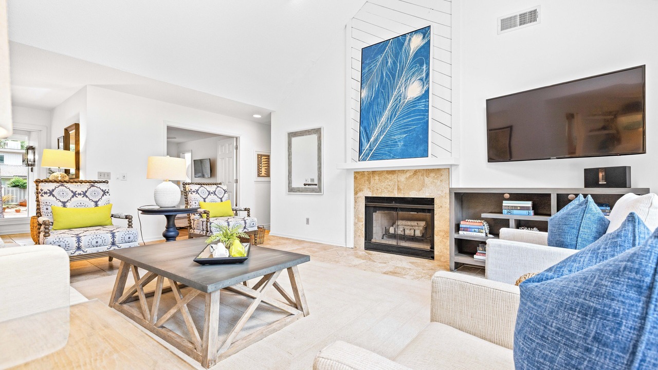 Photo of Livingroom in Oceanside