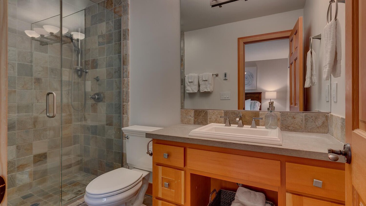 Photo of Bathroom in Tahoe Pines