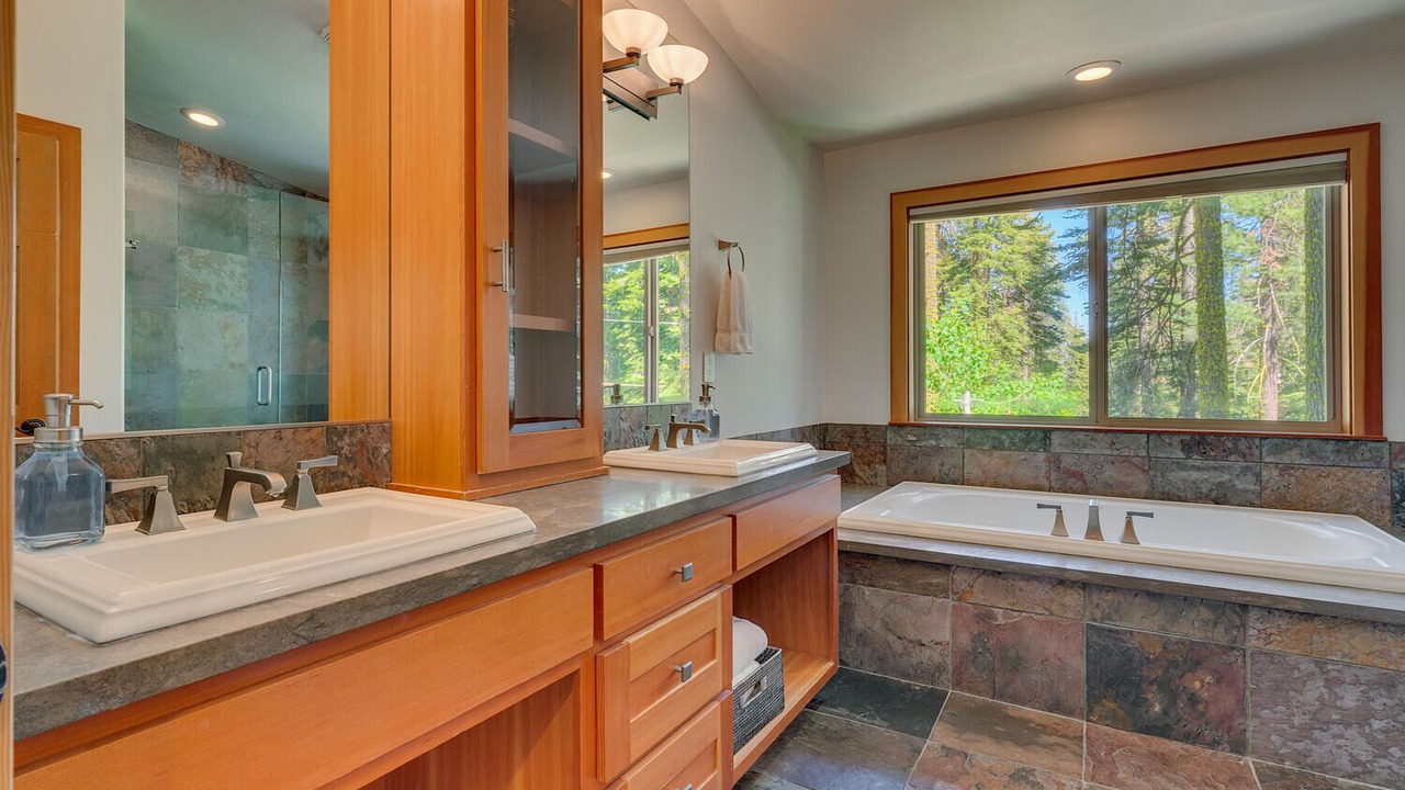 Photo of Bathroom in Tahoe Pines