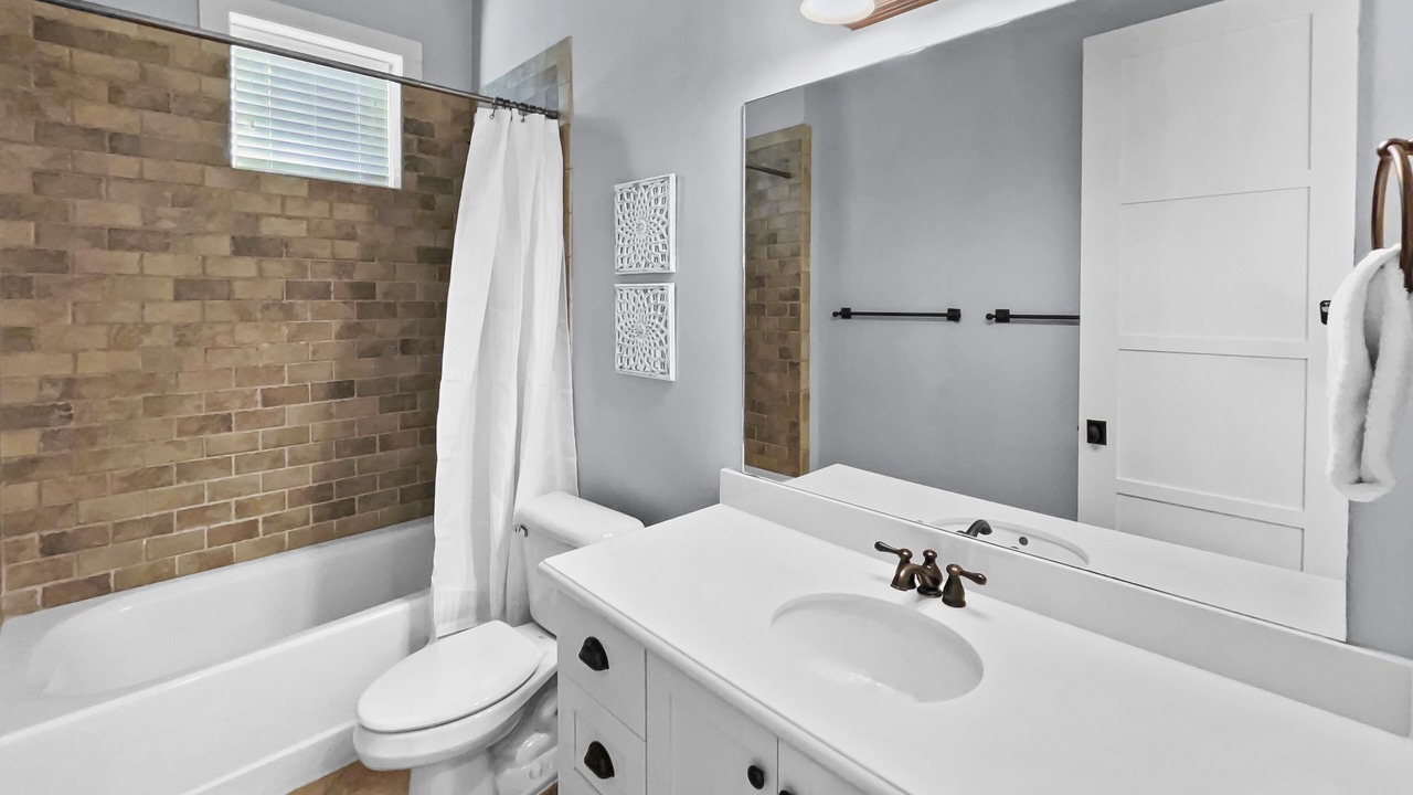 Photo of Bathroom in Inlet Beach
