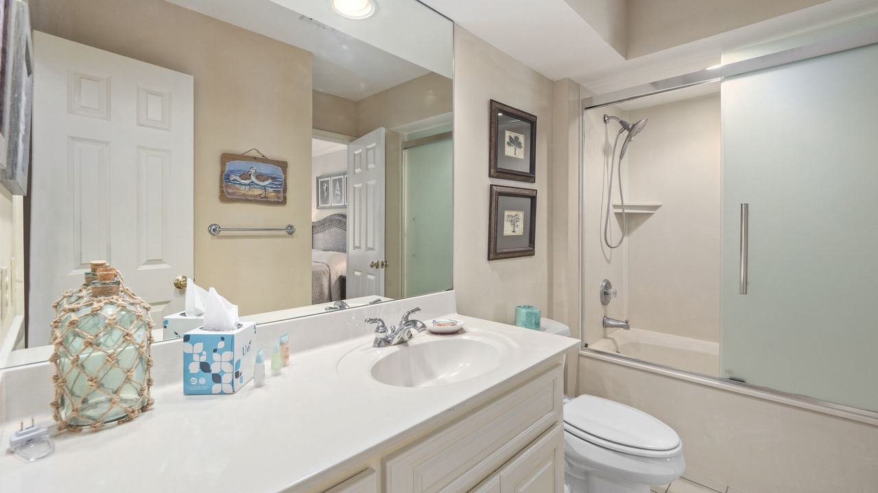Photo of Bathroom in Harbour Town