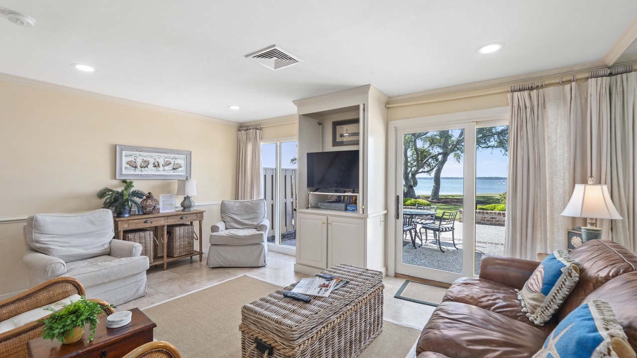 Photo of Livingroom in Harbour Town