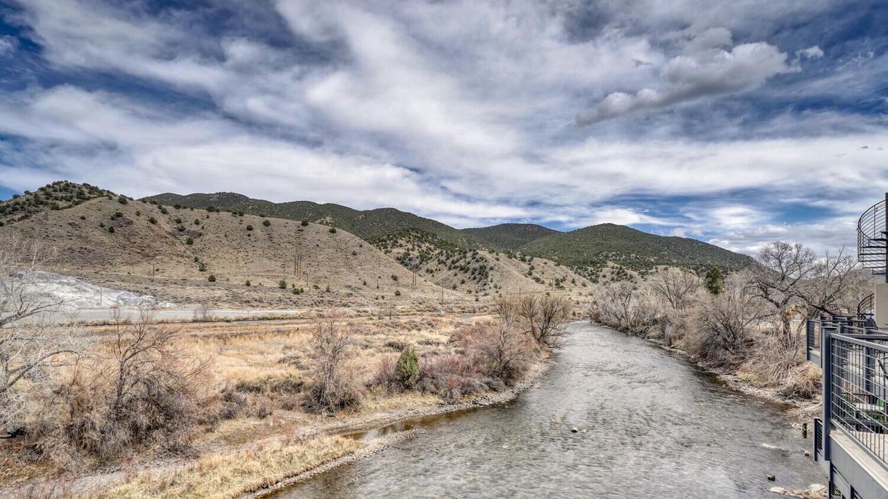 Photo of Others in Salida